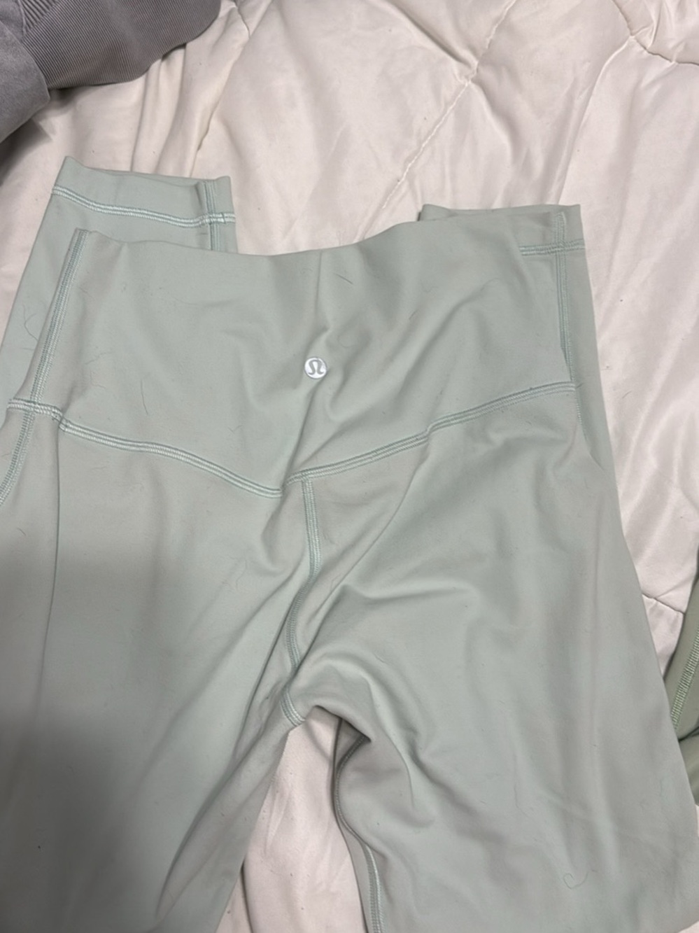lululemon athletica Men's Light Sage Green Jogger Leggings